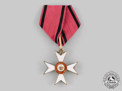 wurttemberg,_kingdom._an_order_of_the_crown_in_gold,_knight’s_cross,_c.1900_m19_21890_1_1_1_1