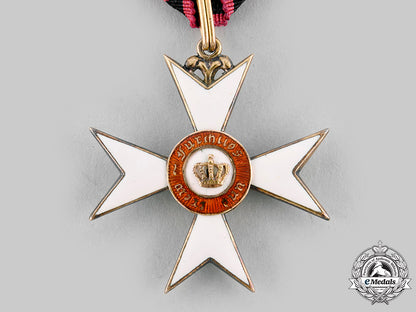 wurttemberg,_kingdom._an_order_of_the_crown_in_gold,_knight’s_cross,_c.1900_m19_21892_1_1_1_1