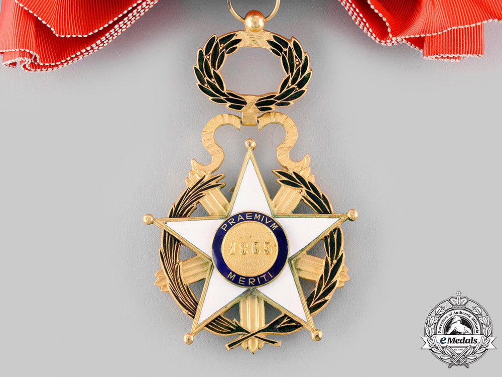 paraguay,_republic._a_national_order_of_merit,_grand_cross_with_case,_by_rejala,_c.1970_m19_21918_1