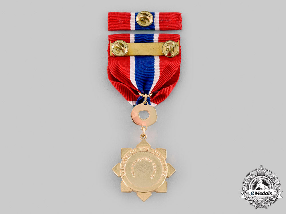 philippines,_republic._a_legion_of_honour,_officer,_c.1950_m19_21940