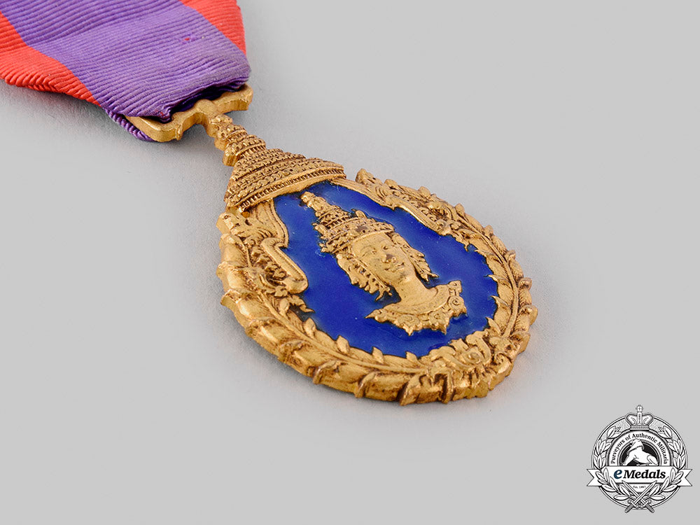 laos,_kingdom._a_medal_for_excellence_in_education,_iii_class_knight,_c.1960_m19_21978