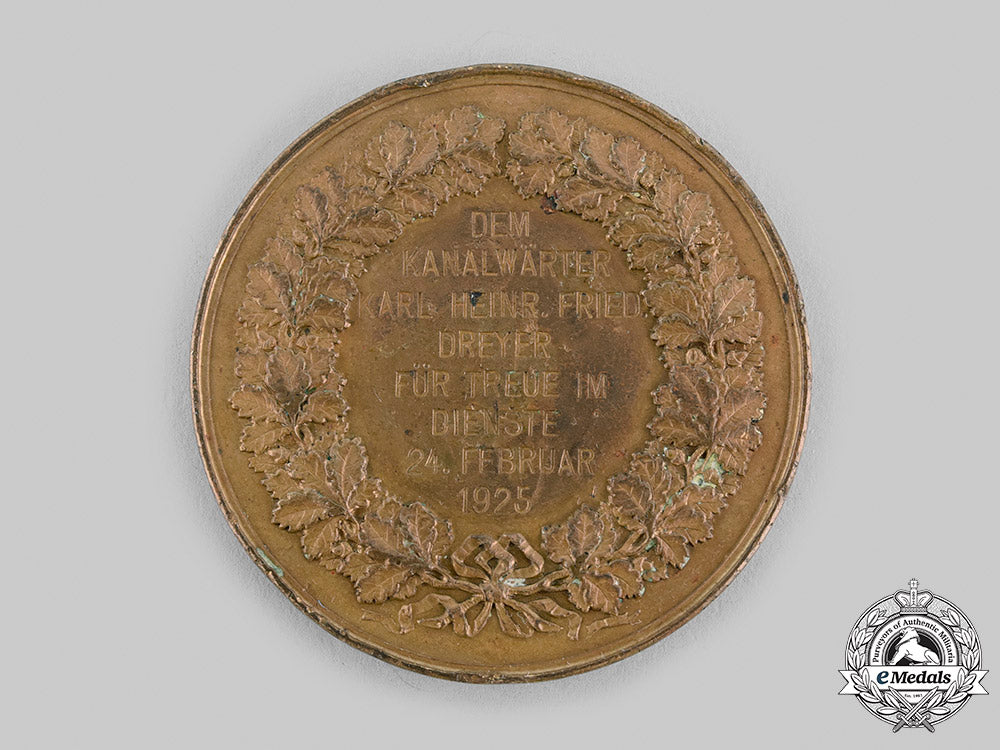 lubeck,_free_city._a_loyalty_in_the_service_medal,_to_karl_heinrich_friedrich_dreyer,_c.1925_m19_22180