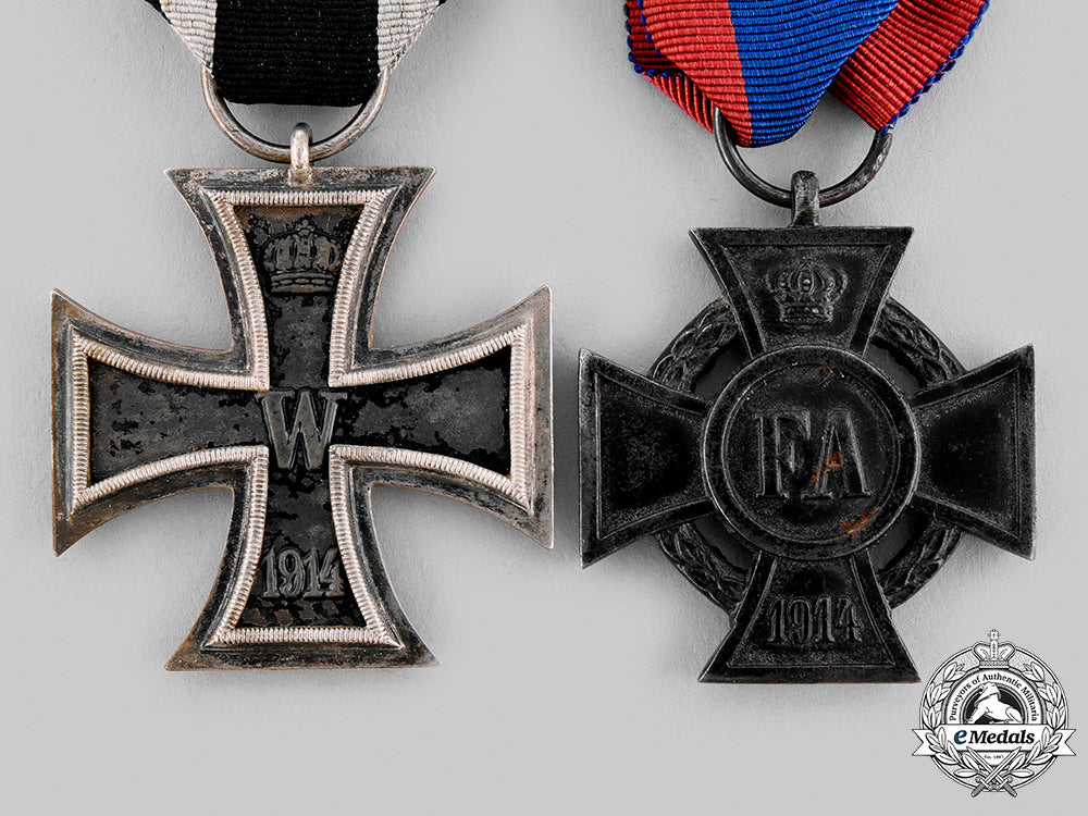germany,_imperial._a_lot_of_medals_and_decorations_m19_22192