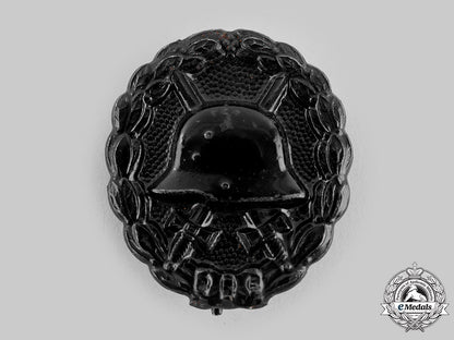germany,_imperial._a_lot_of_medals_and_decorations_m19_22196