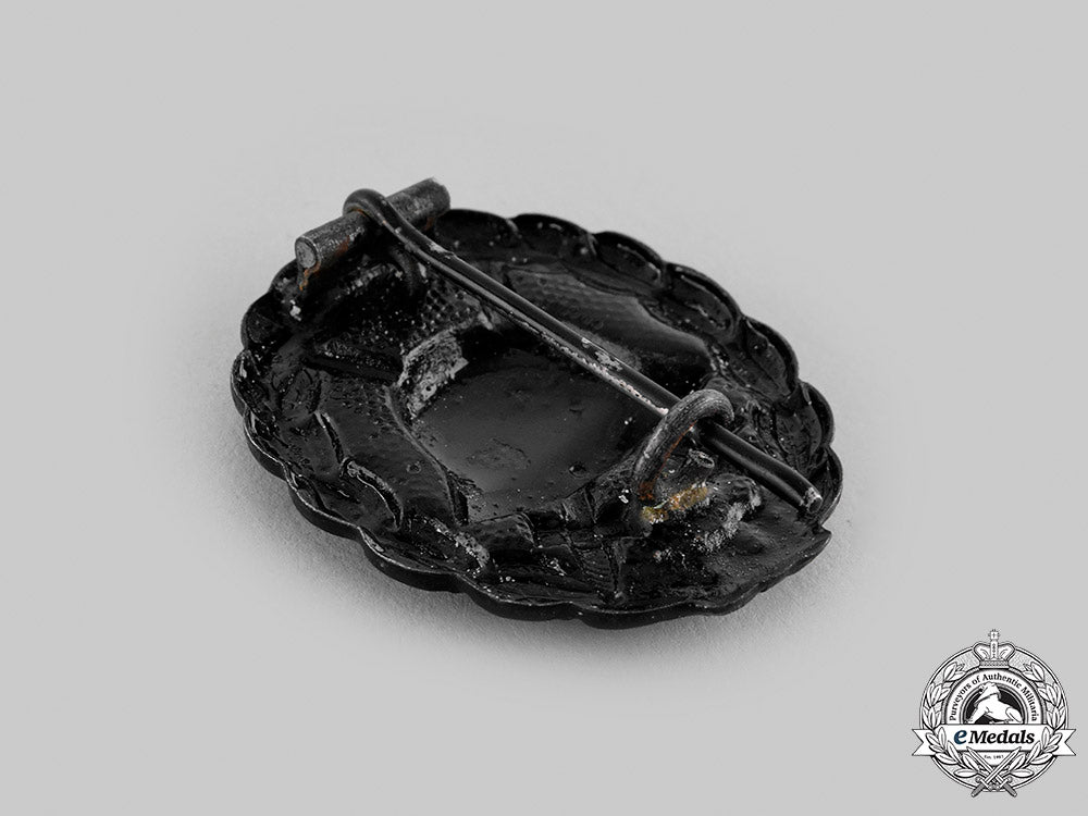 germany,_imperial._a_lot_of_medals_and_decorations_m19_22198
