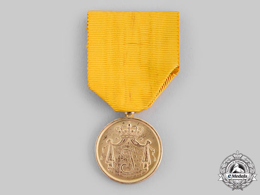 netherlands,_kingdom._a_navy_long_service_medal,_dutch_royal_navy_long_service_medal,_gold_grade,_c.1950_m19_22364