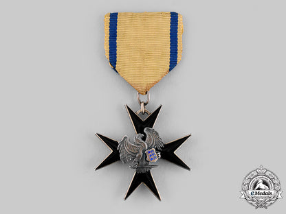 estonia._an_order_of_the_eagle_cross,_v_class_knight,_c.1930_m19_22440