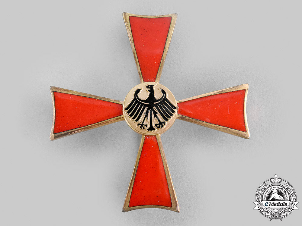 germany,_federal_republic._a_merit_order,_officer_cross_with_boutonniere&_case_m19_22499