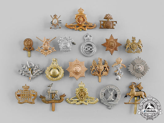 united_kingdom._a_lot_of_twenty_cap_badges_m19_22670_1