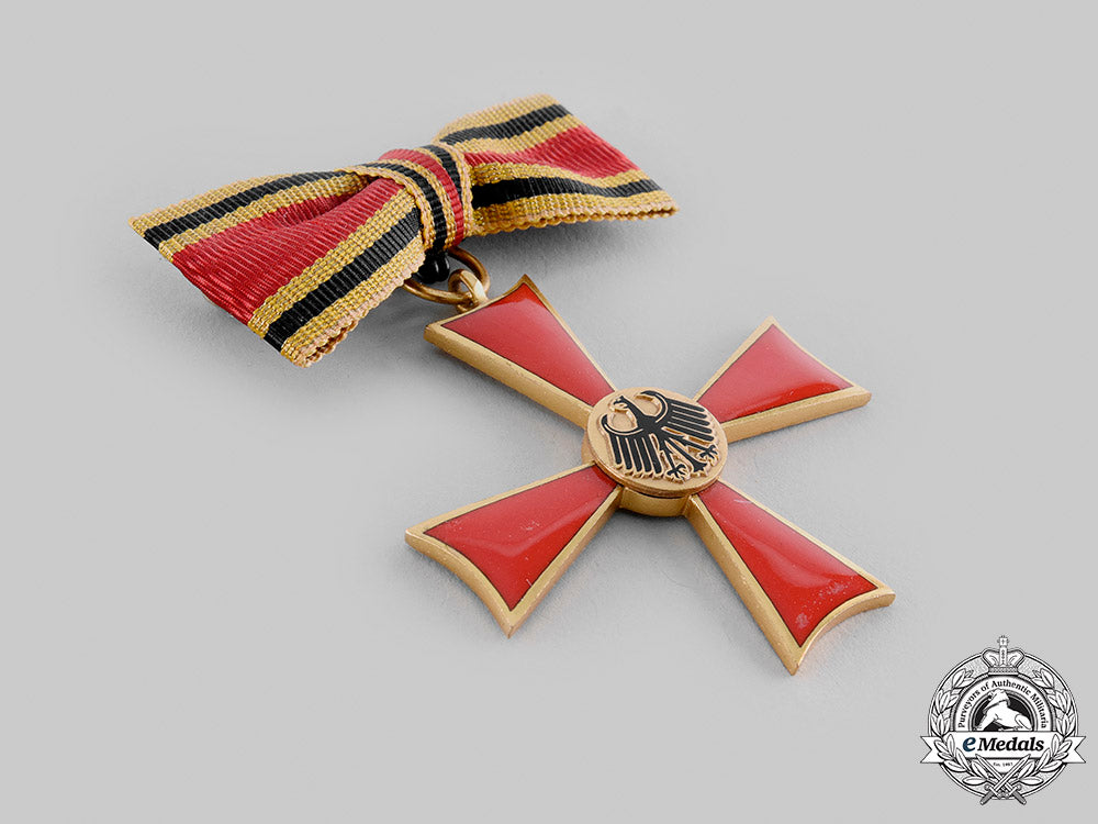 germany,_federal_republic._an_order_of_merit_of_the_federal_republic_of_germany,_merit_cross_for_females_m19_22759