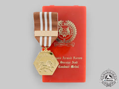 Singapore, Republic. An Armed Forces Long Service And Good Conduct Medal