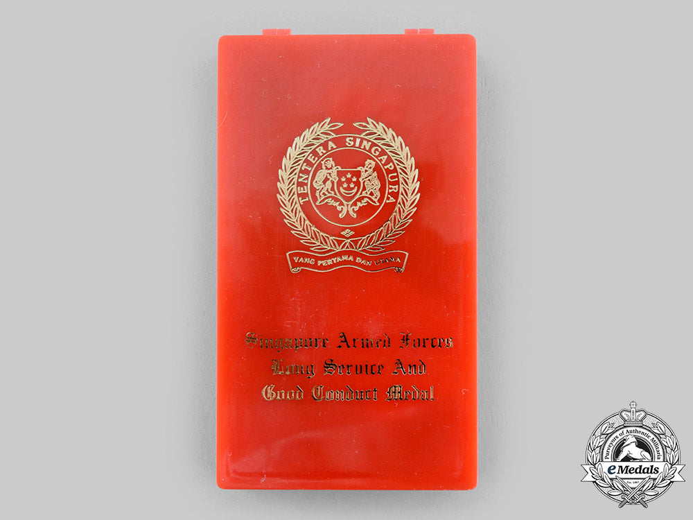 singapore,_republic._an_armed_forces_long_service_and_good_conduct_medal_m19_22795_1