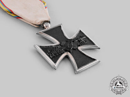 colombia,_republic._a_medal_for_service_in_war_overseas,_iron_cross_for_the_korean_war,_c.1955_m19_22800