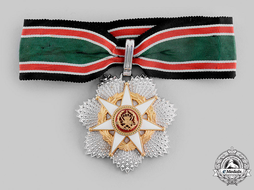 jordan,_kingdom._an_al-_hussein_order_of_military_merit,_ii_class_commander,_c.1980_m19_22813_1_1