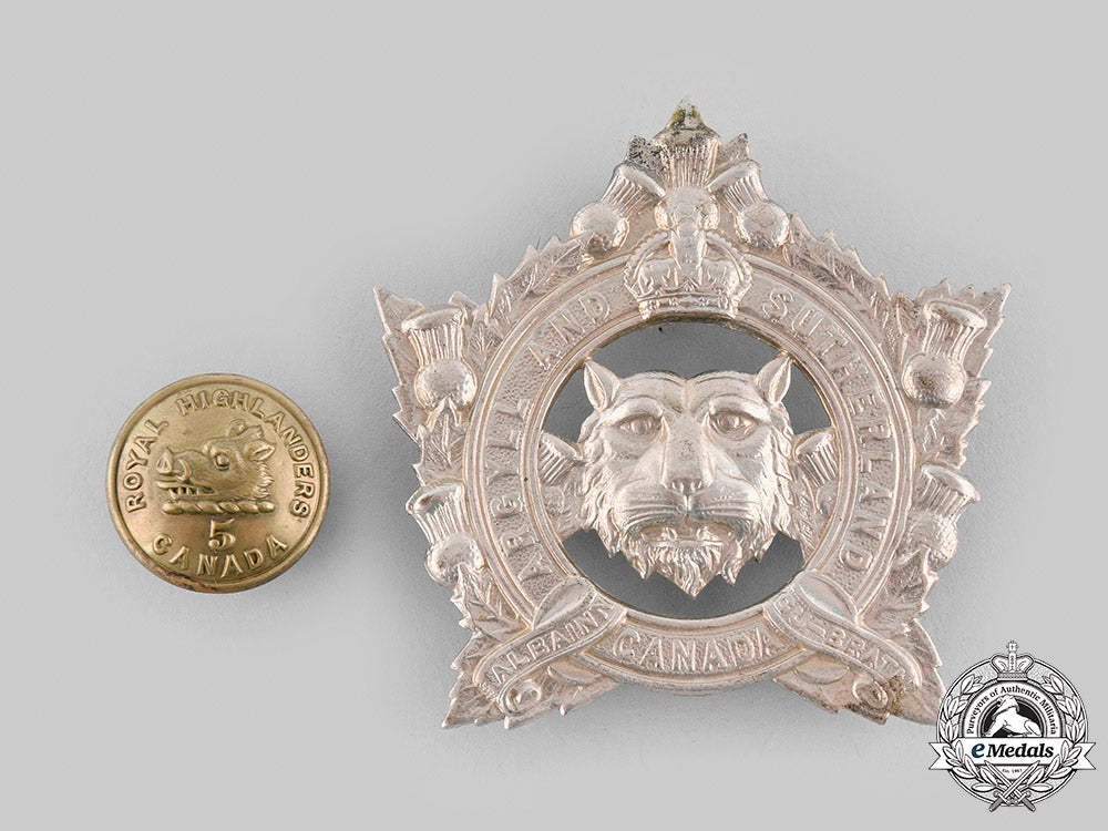 canada._two_regimental_insignia_m19_22864