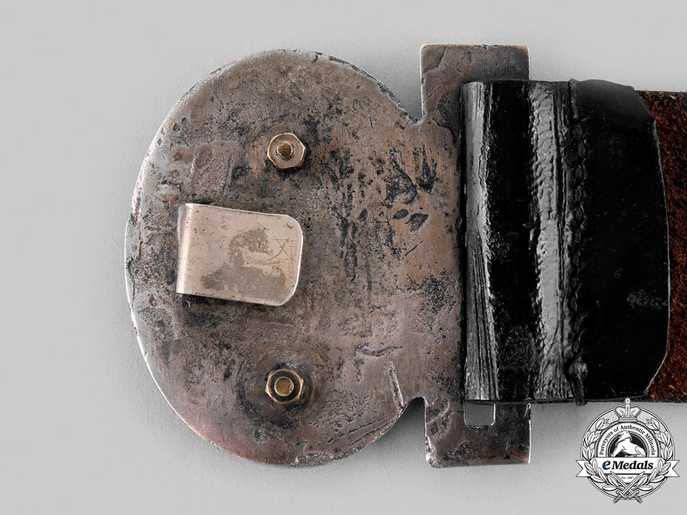 canada,_commonwealth._a_cameron_highlanders_of_ottawa(_duke_of_edinburgh's_own)_belt_and_sporran_m19_22874_1