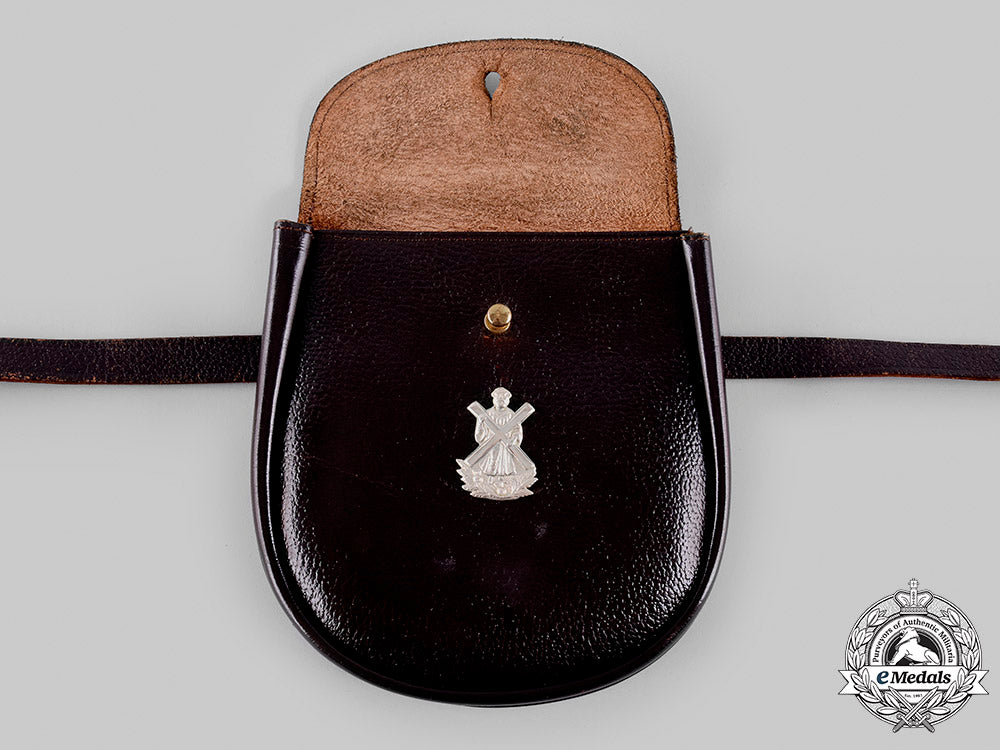 canada,_commonwealth._a_cameron_highlanders_of_ottawa(_duke_of_edinburgh's_own)_belt_and_sporran_m19_22877_1