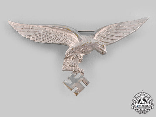 germany,_luftwaffe._an_officer’s_summer_uniform_breast_eagle_m19_22899