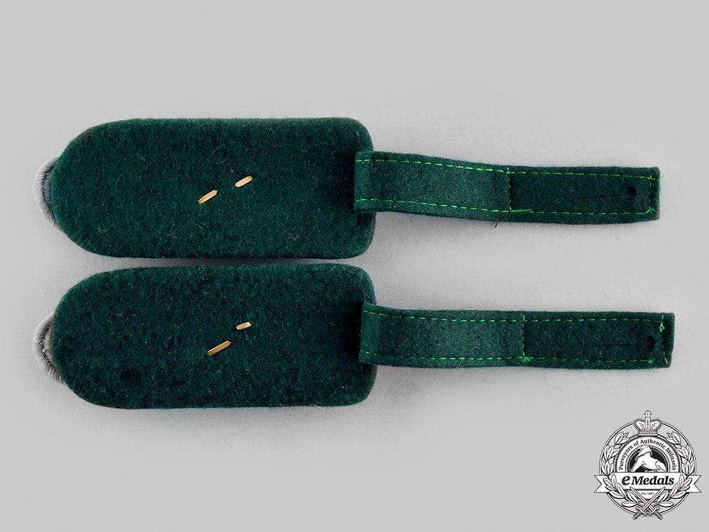 germany,_heer._a_set_of_heeresverwaltung(_army_administration)_beamter_major_equivalent_shoulder_boards_m19_22926