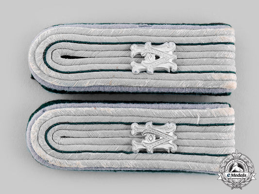 germany,_heer._a_set_of_heeresverwaltung(_army_administration)_beamter_lieutenant_equivalent_shoulder_boards_m19_22933