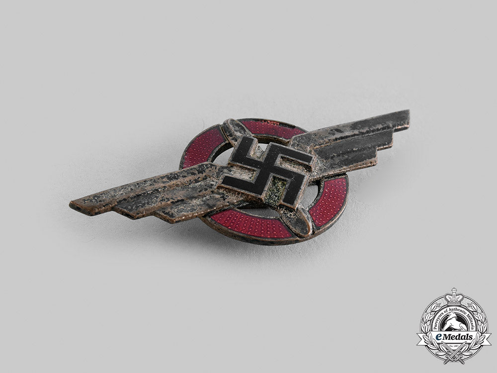 germany,_dlv._a_german_air_sports_association(_dlv)_visor_cap_insignia,_by_wilhlem_deumer_m19_23005