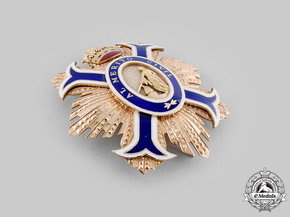spain,_fascist_state._an_order_of_civil_merit_in_gold,_grand_cross,_by_villanueva&_laiseca,1973_m19_23217