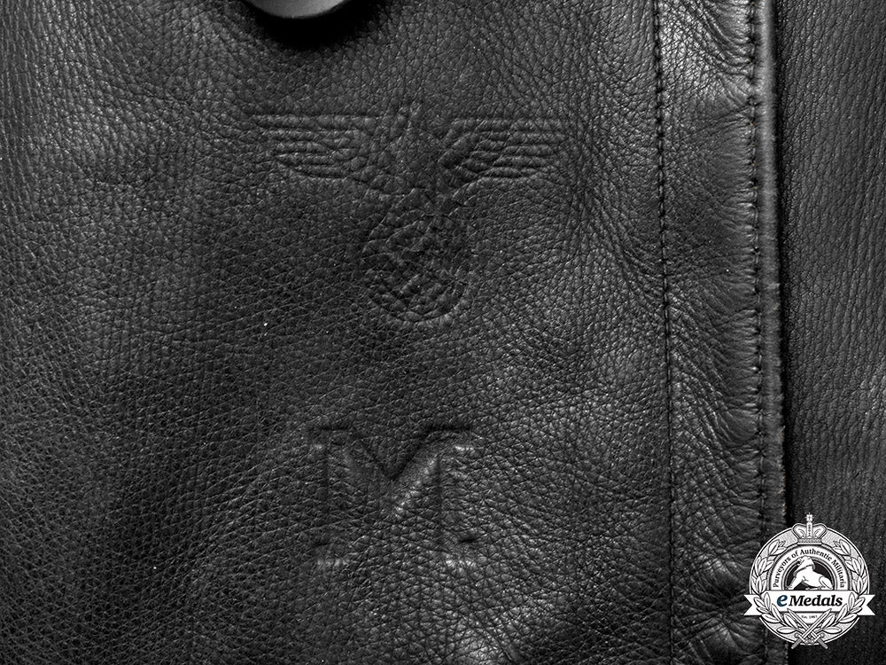 germany,_kriegsmarine._an_engine_personnel_leather_uniform_m19_2338