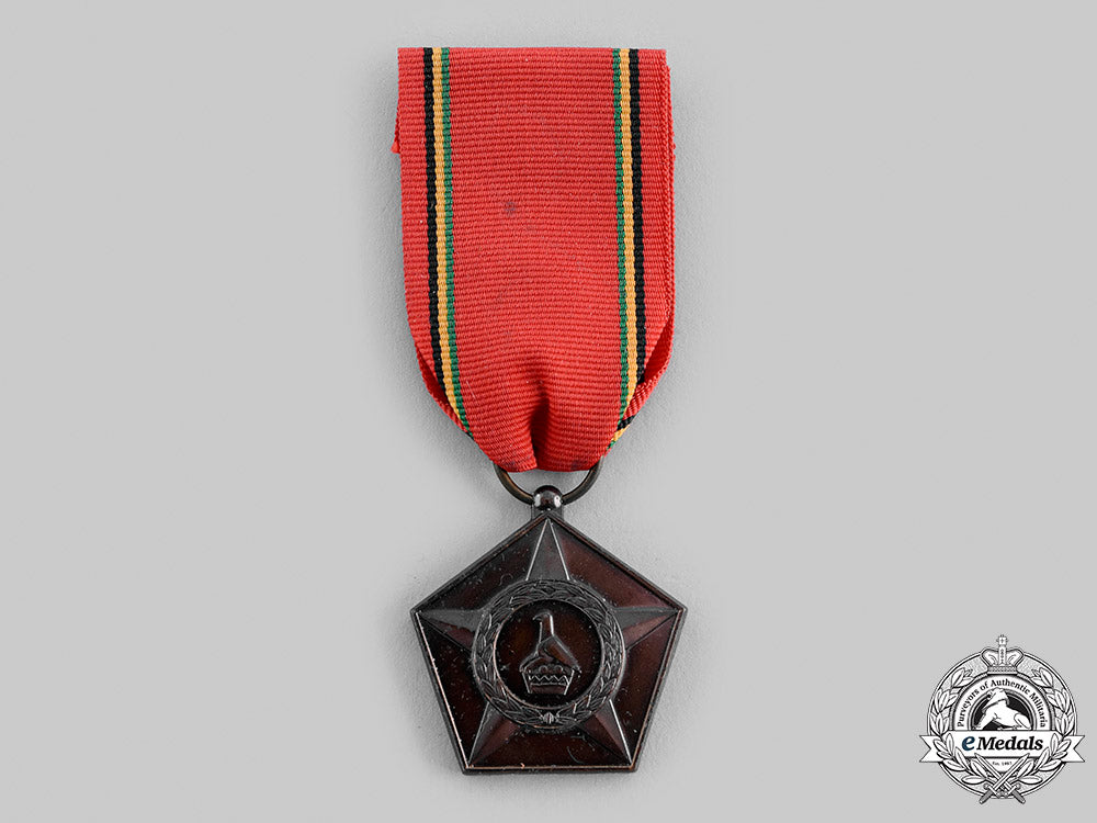 zimbabwe,_republic._a_liberation_medal,_ii_class_bronze_grade,_c.1980_m19_23437