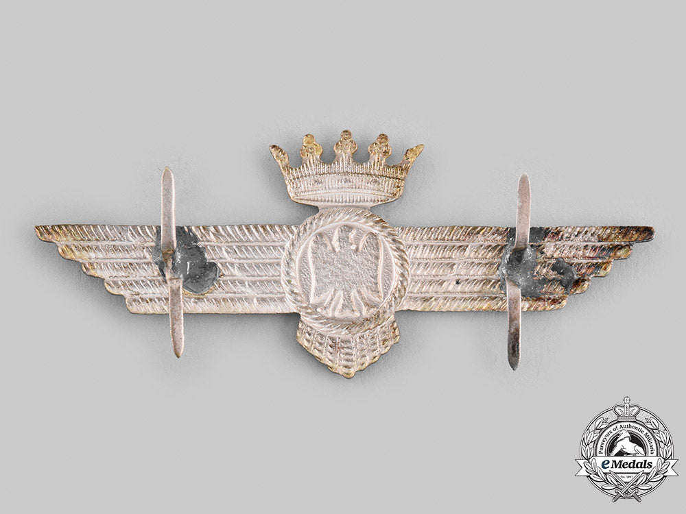 spain,_franco._a_nationalist_air_force_badge_c.1938_m19_23522
