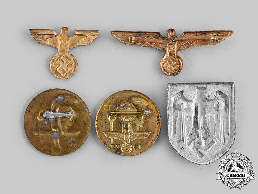 germany,_third_reich._a_lot_of_cap_insignia._m19_23625_1