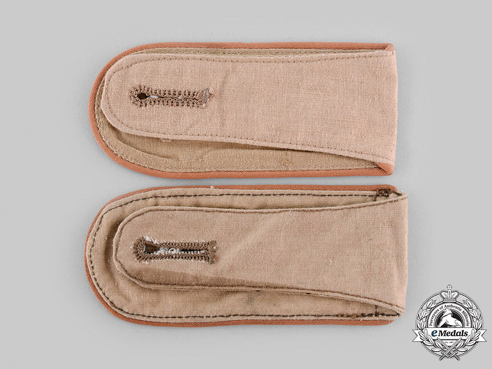 germany,_luftwaffe._a_set_of_signals_em/_nco’s_tropical_shoulder_straps_m19_23633