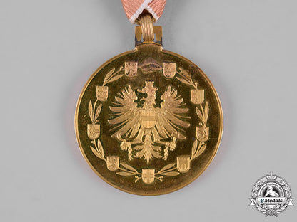 austria,_republic._a_merit_order,_gold_grade_merit_medal_m19_2366
