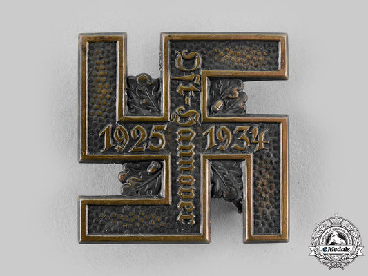 germany,_nsdap._a1934_east_hannover_nsdap10_year_anniversary_badge_m19_23663