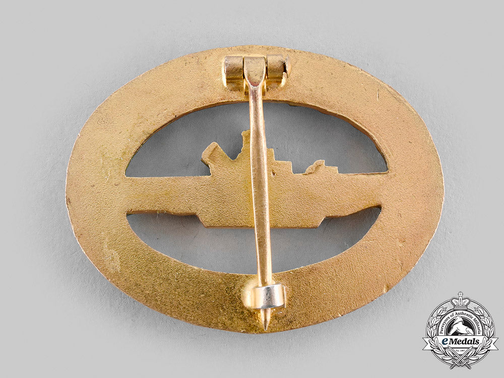 germany,_kriegsmarine._a_submarine_badge,1957_version_m19_23869