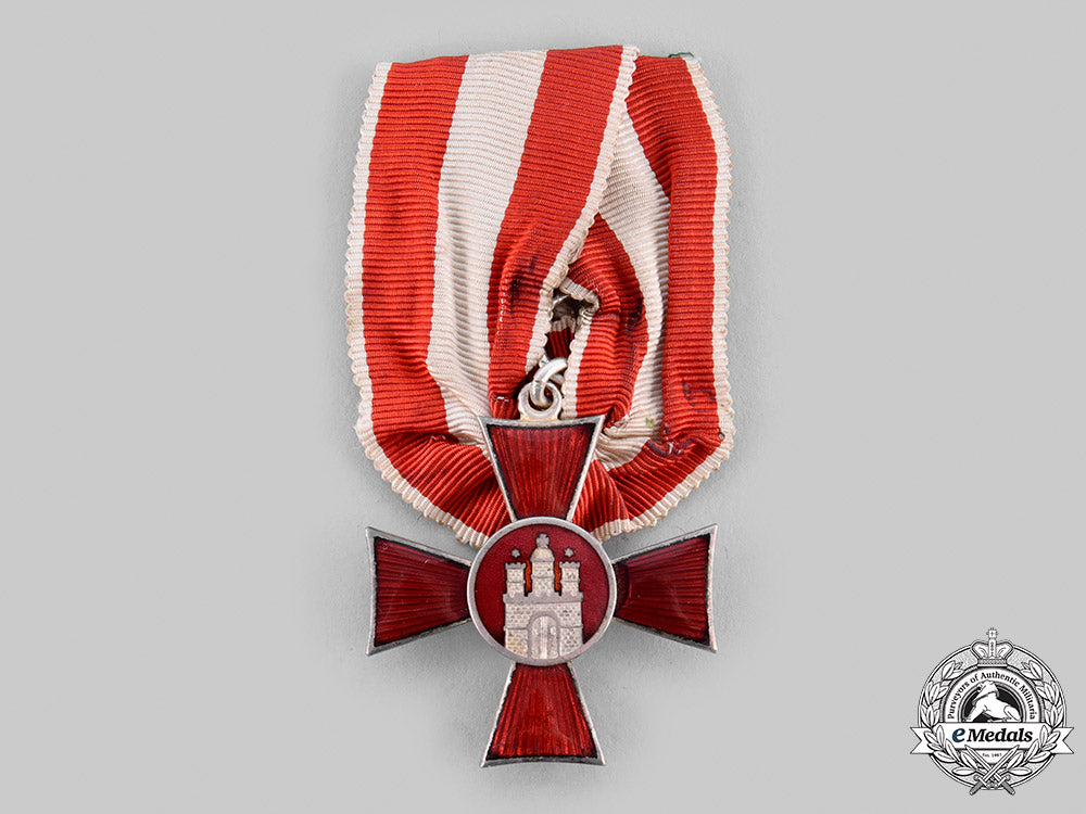 hamburg,_free_city._a_lot_of_medals&_insignia_m19_23891
