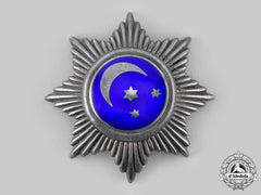 International. An Unknown Breast Star