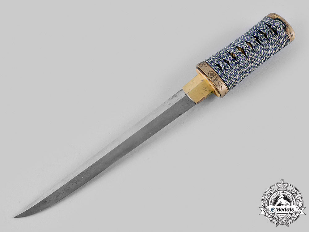 japan,_medieval._a_rare_muromachi_period_tanto_forged_by_bishu_osafune_norimitsu,_c.1500_m19_24231