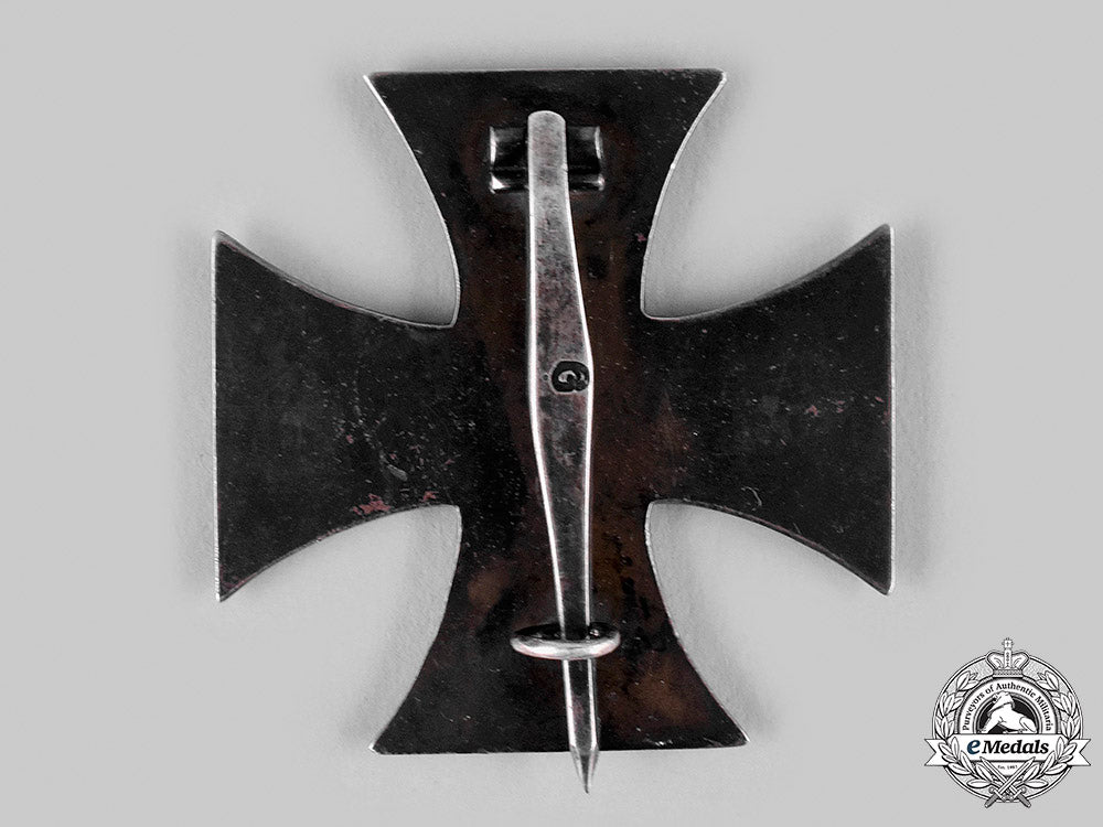 germany,_imperial._an1870_iron_cross,_i_class,_museum_example_m19_24346