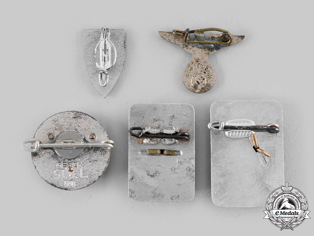 germany,_third_reich._a_lot_of_badges&_membership_insignia_m19_24440_1