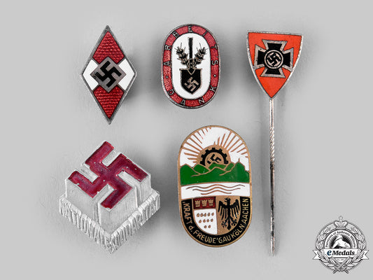 germany,_third_reich._a_lot_of_badges_and_pins_m19_24451_1