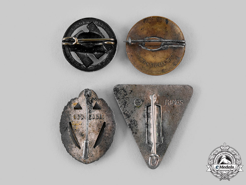germany,_third_reich._a_mixed_lot_of_badges_m19_24462_1