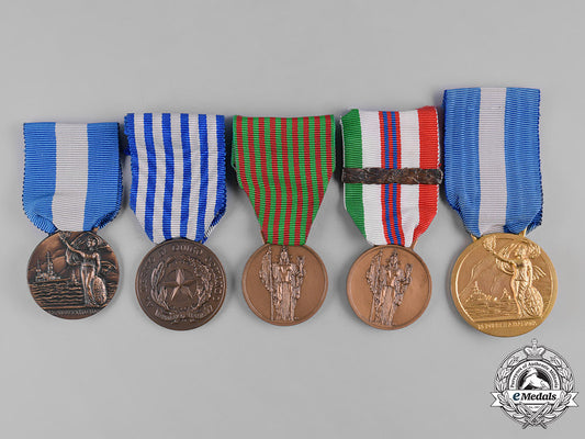 italy,_republic._a_lot_of_five_medals&_awards_m19_2447