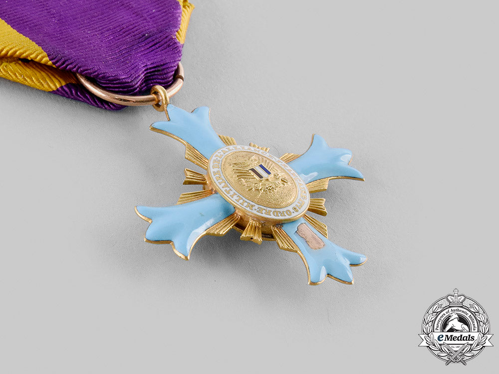united_states._a_military_order_of_the_french_alliance_in_gold,_knight,_c.1900_m19_24677_1_1