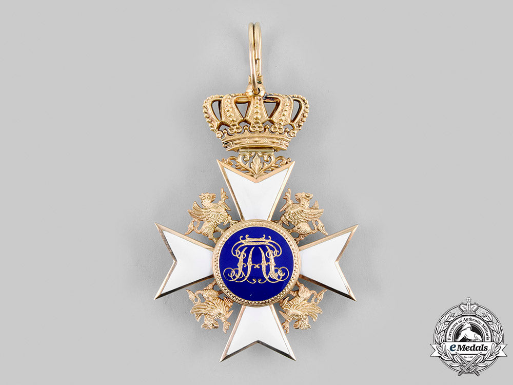 mecklenburg-_schwerin._an_order_of_the_wendish_crown,_commander's_cross_in_gold,_c.1900_m19_24856_1