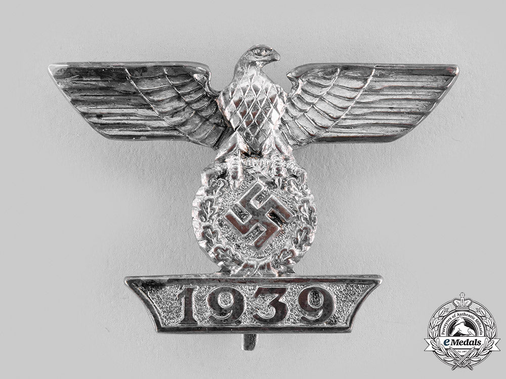 germany,_wehrmacht._a_clasp_to_the1939_iron_cross_i_class,_type_i,_with_case_m19_24860_1