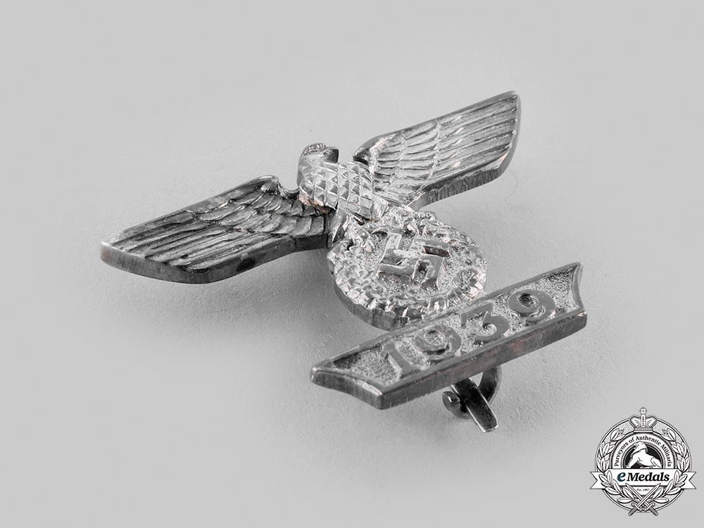 germany,_wehrmacht._a_clasp_to_the1939_iron_cross_i_class,_type_i,_with_case_m19_24862_1