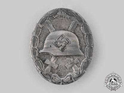 germany,_wehrmacht._a_wound_badge,_silver_grade_m19_24912