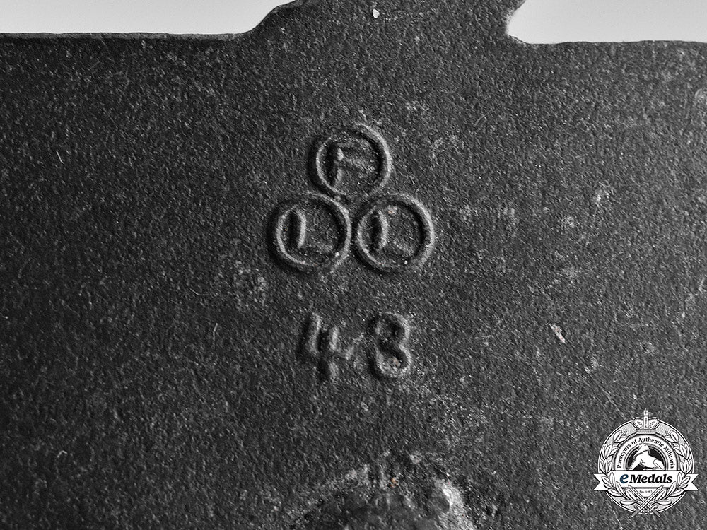germany,_kriegsmarine._a_coastal_artillery_war_badge,_by_friedrich_linden_m19_24948