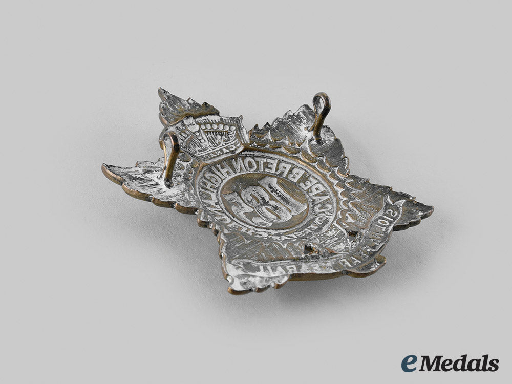 canada,_cef._a185_th_infantry_battalion"_cape_breton_highlanders"_glengarry_badge,_c.1916_m19_25135