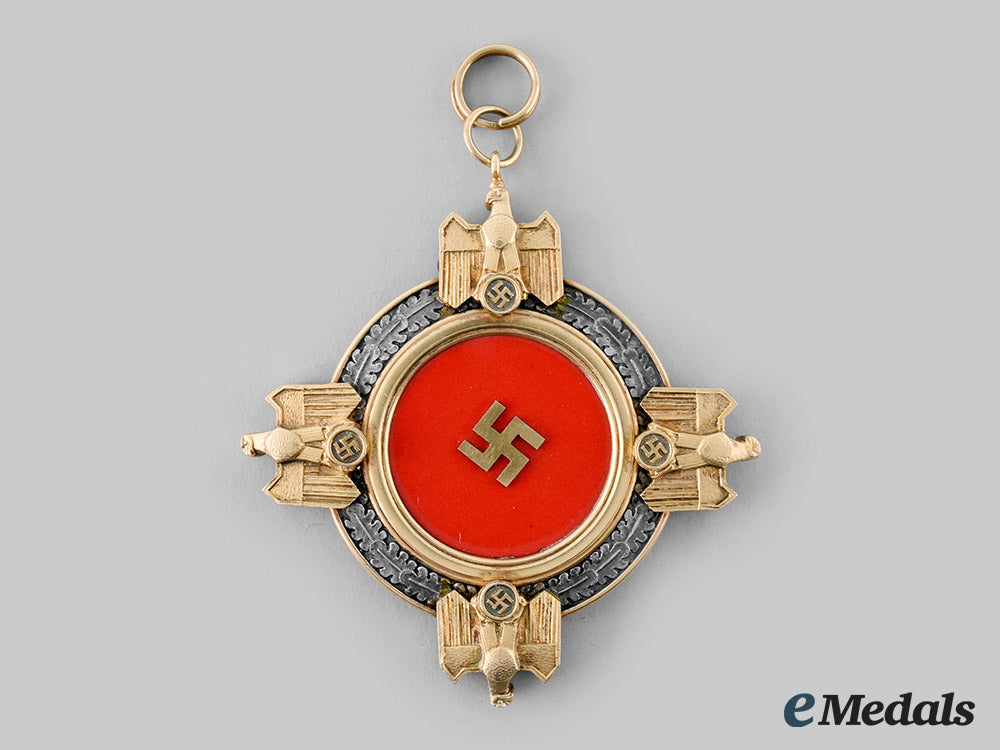 germany,_third_reich._a_rare_national_prize_for_art_and_science,_ii_model_prototype_m19_25289